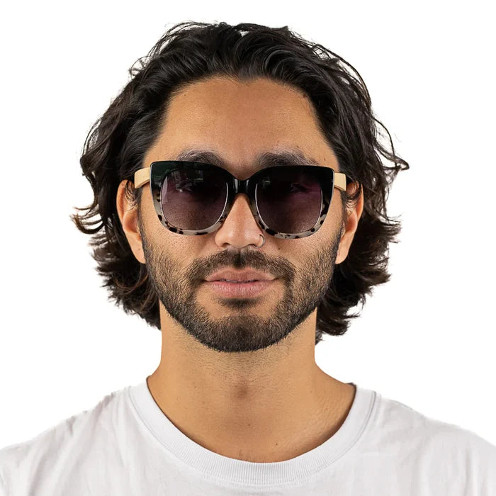 RIVIERA BLACK IVORY TORT Black Gradient Lens l White Maple Arms
