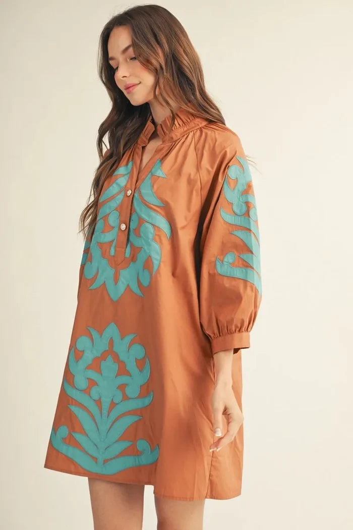 3/4 Sleeves Baroque Floral Applique Shift Dress