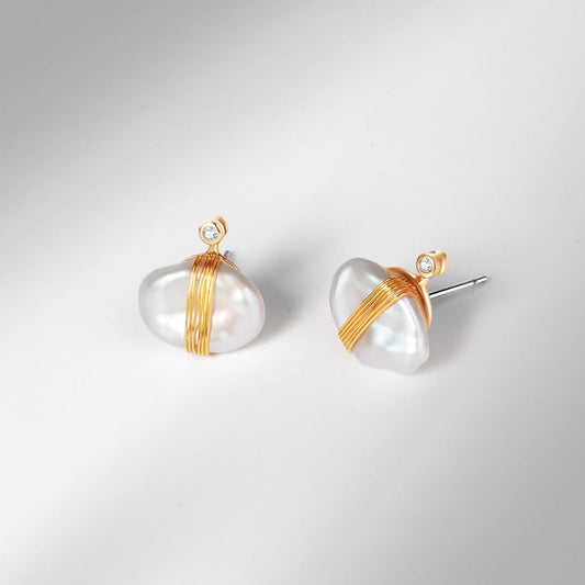 Pack shot image of the Amari Earrings in gold | Lead