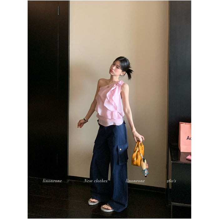 Outfit idea navy blue cargo pants in stock / S