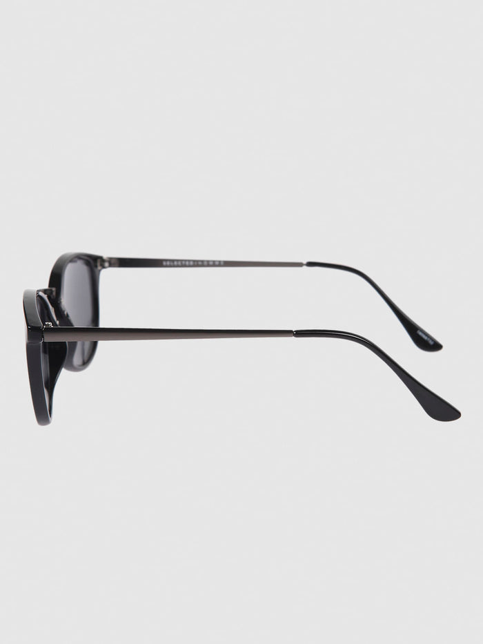 Black Round Sunglasses