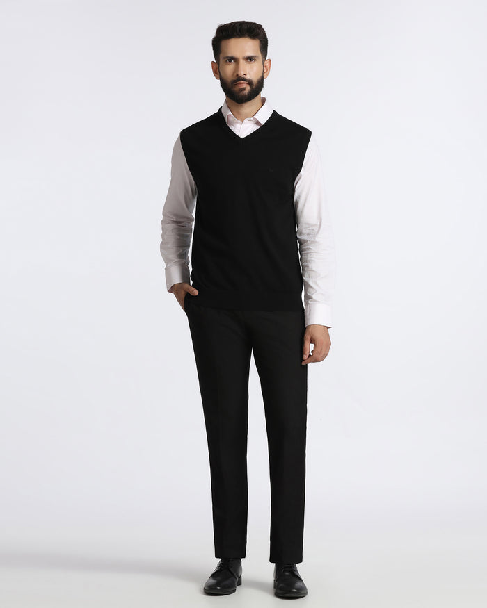 Black V-Neck Solid Sweatshirt - Less