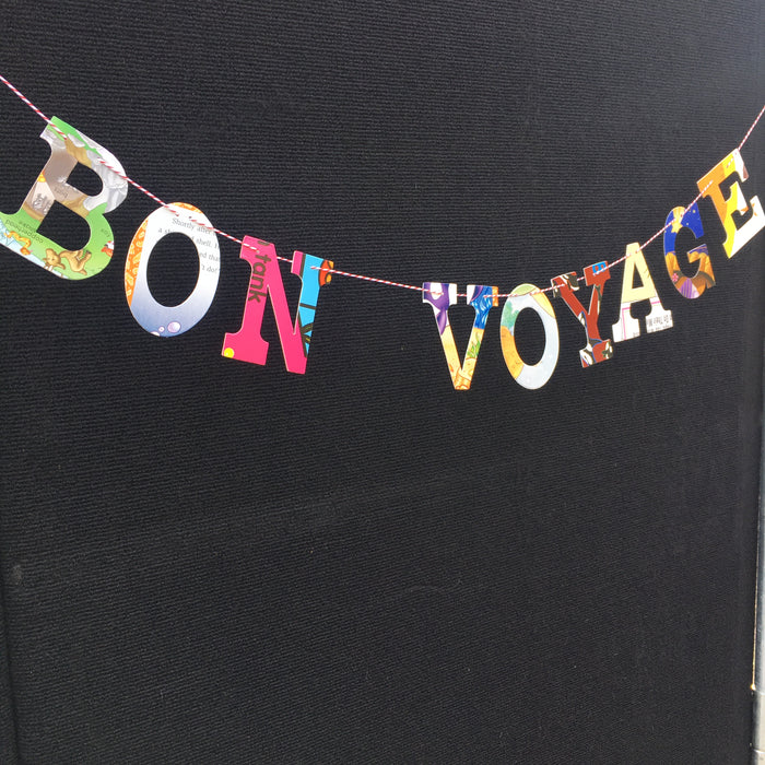 Board Book Phrase Garland Kit - BON VOYAGE