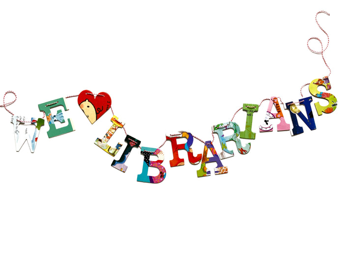 Board Book Phrase Garland Kit We Heart LIBRARIANS