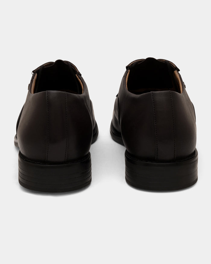 Brown Solid Oxford Shoes - Wesliee