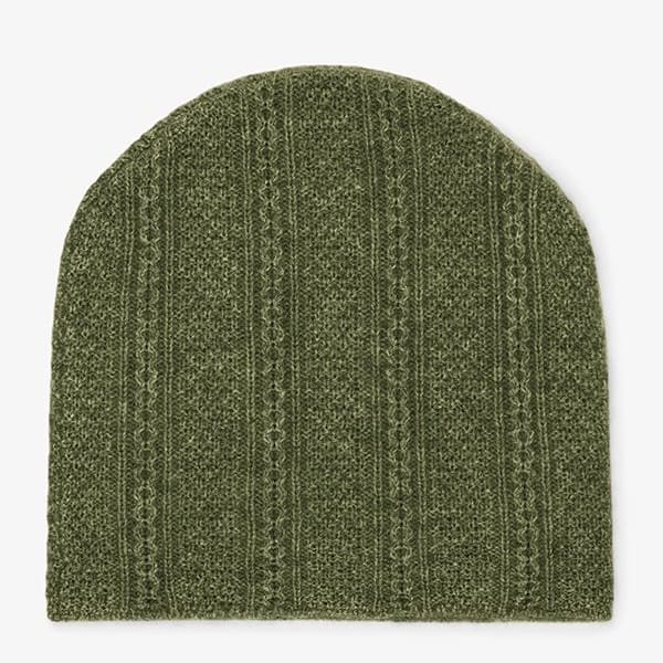 Packshot image of the Circle Cable Beanie—Cashmere in Olive | Still | Exclude