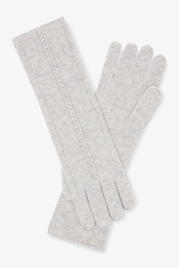 Packshot image of the Circle Cable Gloves—Cashmere in Heather Gray | Grid | Exclude