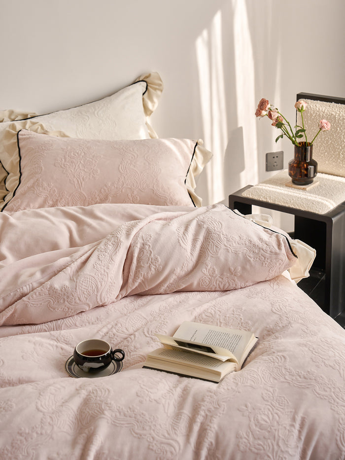 Cozy European Textured Thick Bedding Set