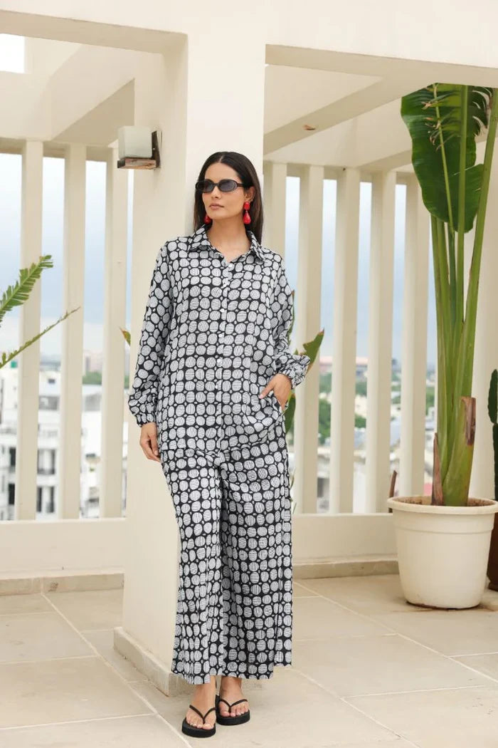Daffodil Palazzo Pants in Geometric Print