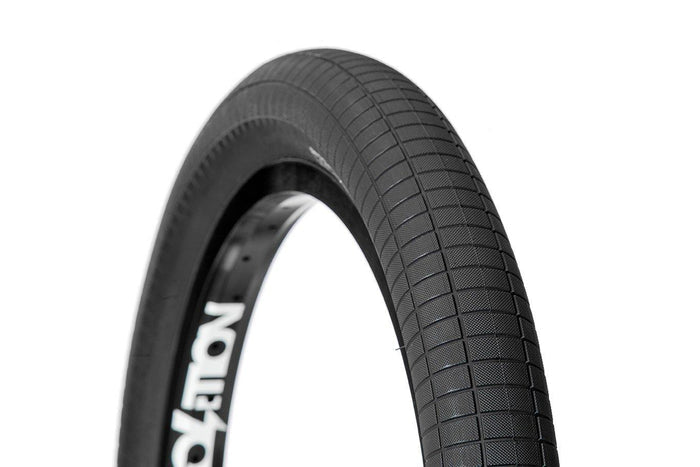 Demolition Hucker Hammer head tire - POWERS BMX