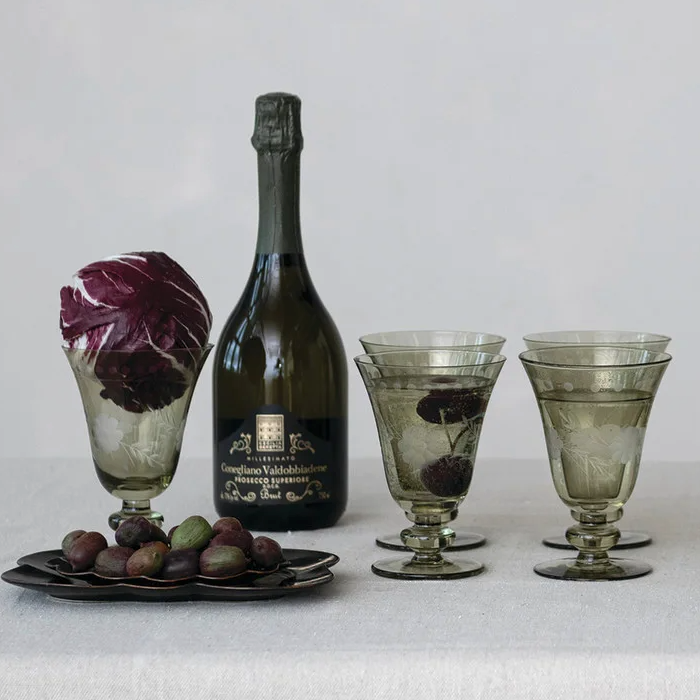 Etched Botanicals Green Wine glass