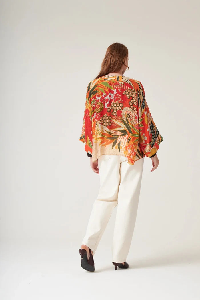 Fans Scarlet Short Kimono