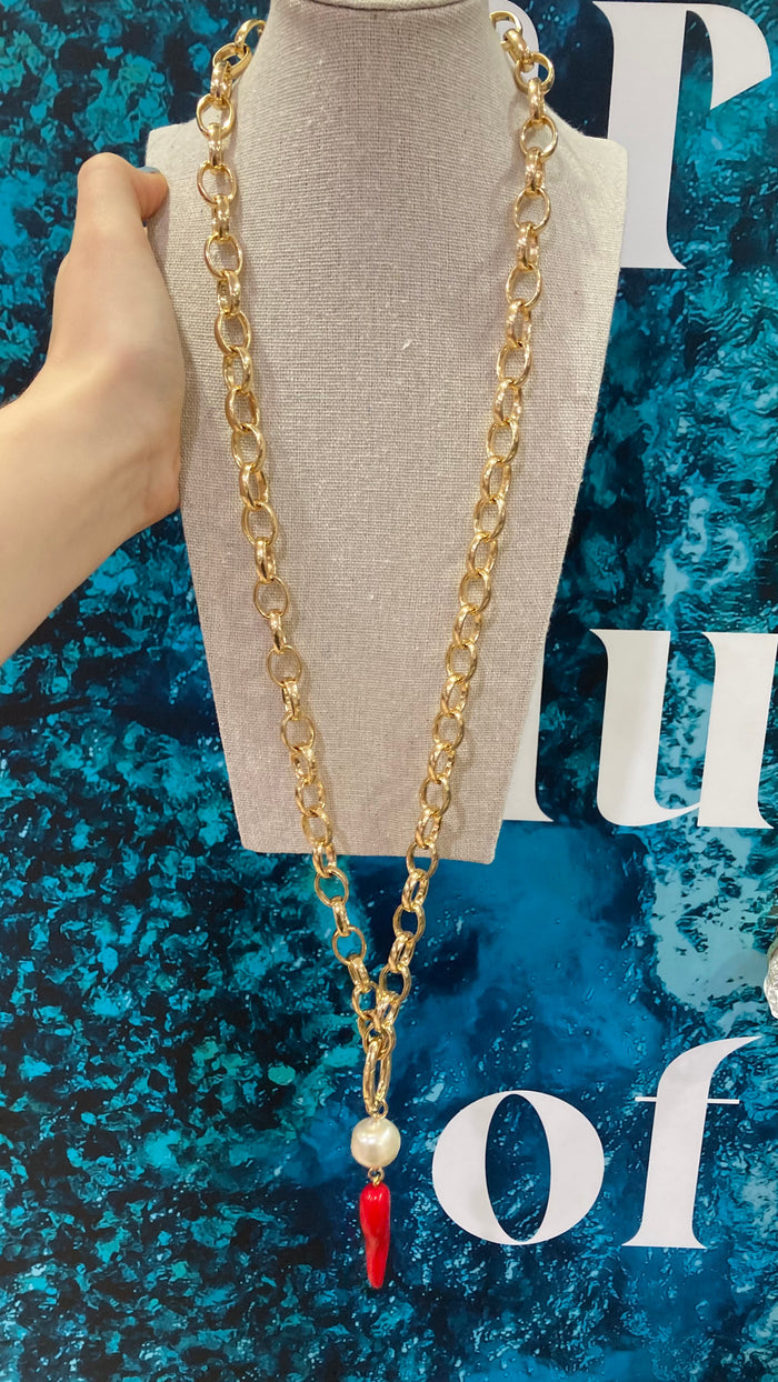 Gold chain with Pearl and Horn Necklace