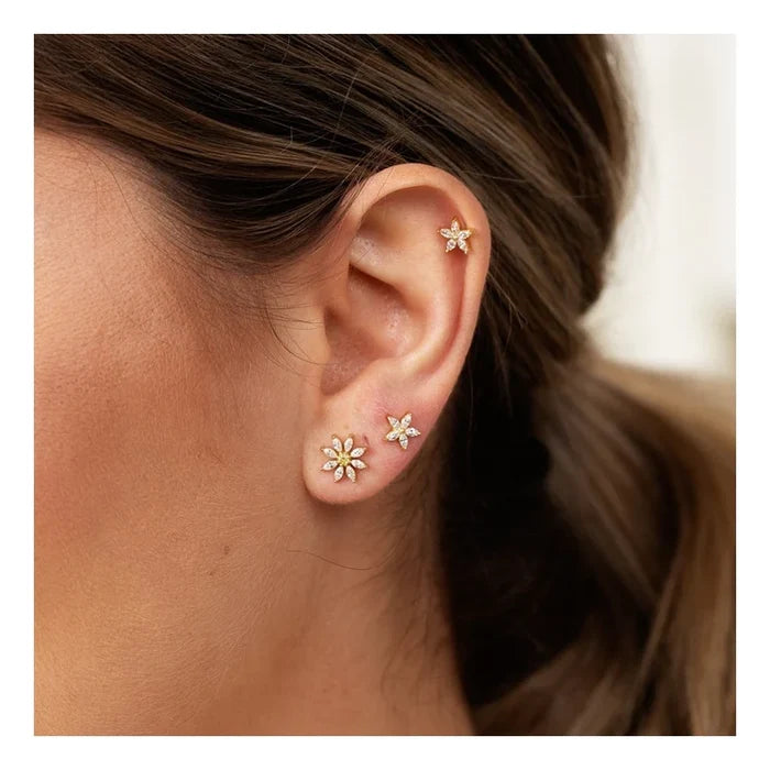 Hannah Martin Sparkling Flower Stud Earrings