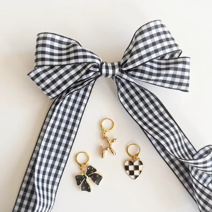 Ladybug Sneaker Charm Set – Red Bow, Black Heart & Bow Shoe Accessories