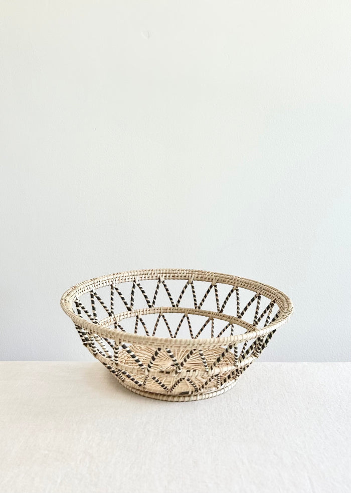 Le Tournesol Table Basket - 10"