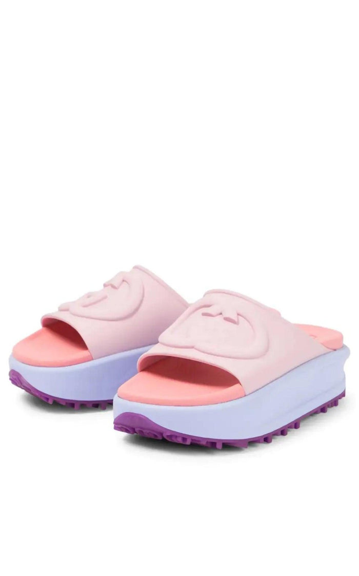 Gucci Miami pink rubber platform slides with oversized Interlocking G logo