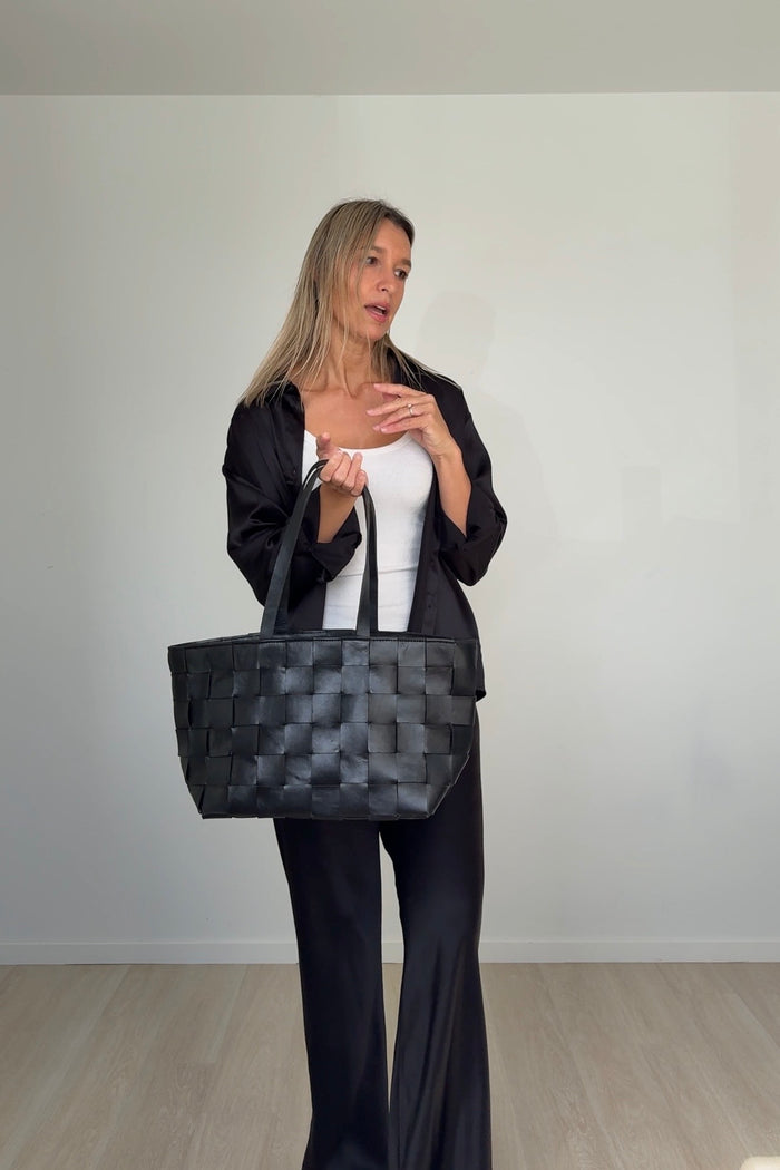 Oia Bag Black