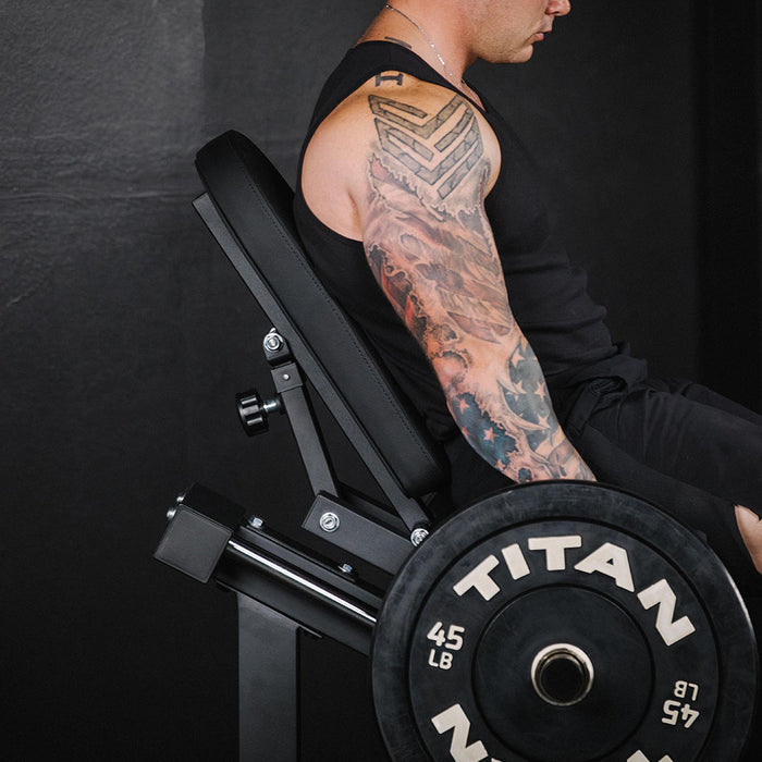 Plate-Loaded Linear Hack Squat Machine