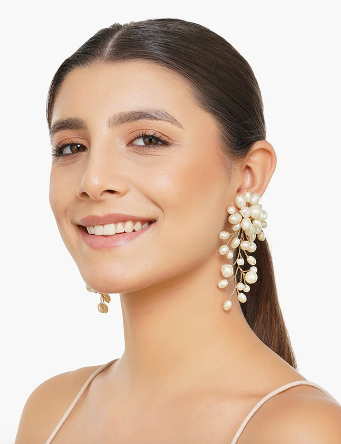 Pretty in Pearls Earrings