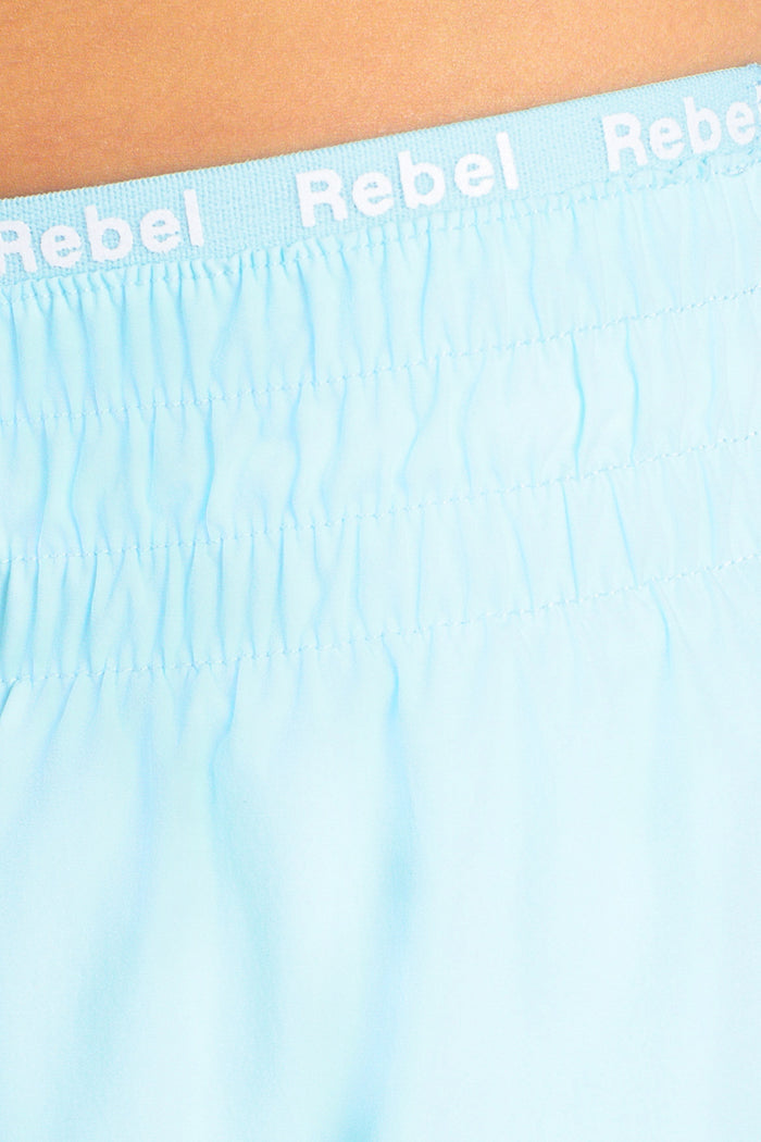 Rebel Level® Short in Cloud