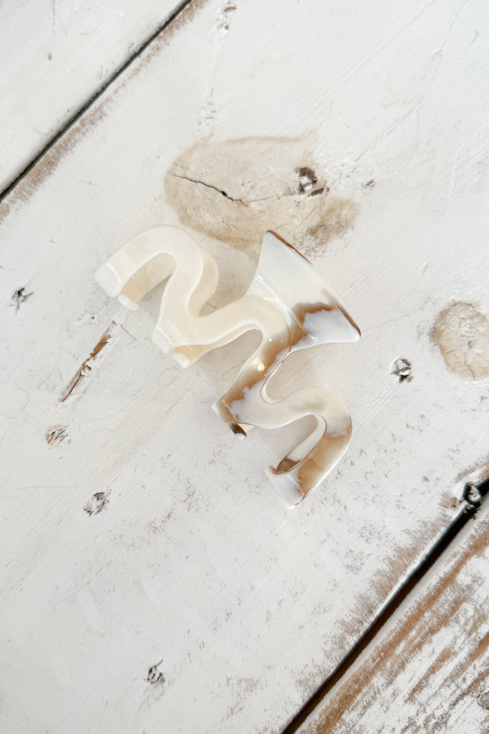 Salted Caramel Zig Zag Claw Clip, claw clip, clip, clips, adeline boutique, dallas boutique, boutique