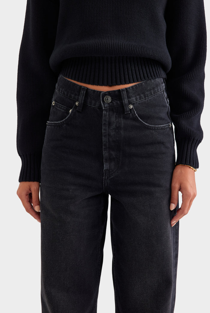 V Front Denim Jean - Washed Black